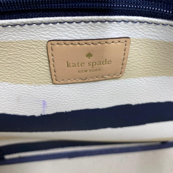 Kate Spade navy/cream tote bag. Please see all photos as they are part of the it - Picture 5 of 17